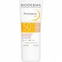 Krem tonujący do skóry z problemami naczynkowymi z SPF 50+ - Photoderm AR SPF 50+