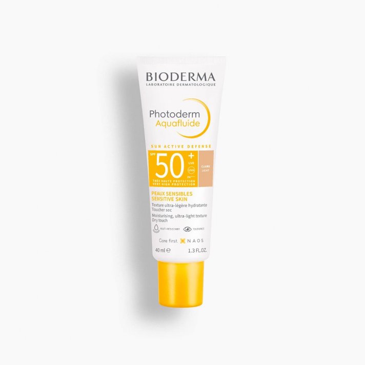 Ultralekki fluid ochronny dla skóry normalnej SPF 50+ - Photoderm Aquafluide SPF 50+ jasny
